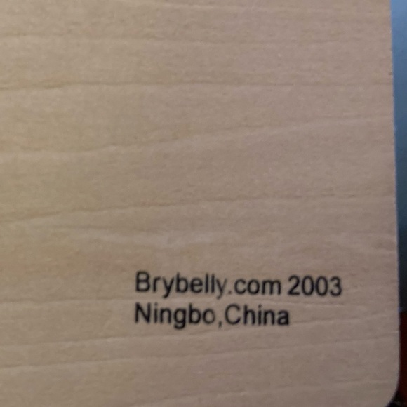 Wooden Nativity Scene puzzle 24 pieces plus base 8"x12" EUC Like New - Picture 2 of 2